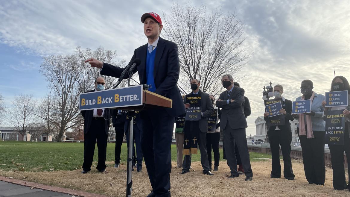 Sen. Ron Wyden speaks at interfaith press conference in support of the Build Back Better Act
